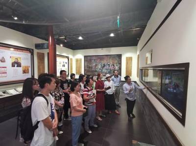 財(cái)務(wù)處黨支部赴孔廟和國子監(jiān)博物館開展廉政教育主題黨日活動